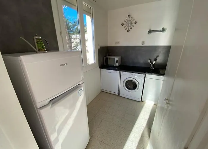 Apartment En Bord De Pour 4 Personnes Avec Loggia A Argeles-sur-mer - Fr-1-837-55 Argeles-sur-Mer